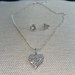 Heart shape necklace and earring set